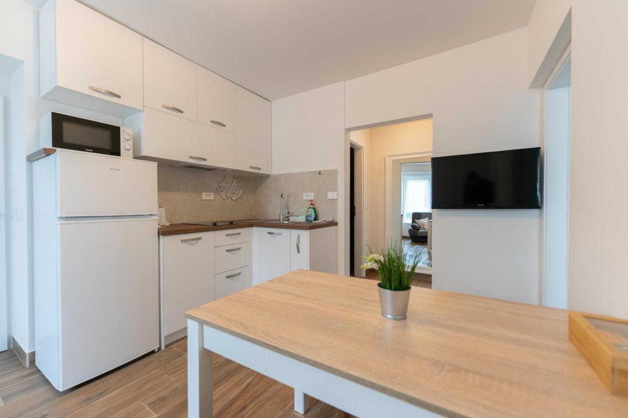 Tramontana And Maestral Apartment Izola Luaran gambar