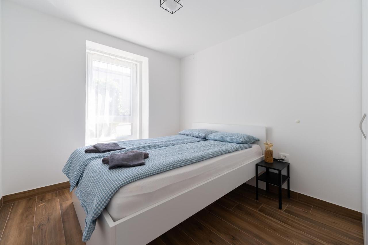 Tramontana And Maestral Apartment Izola Luaran gambar