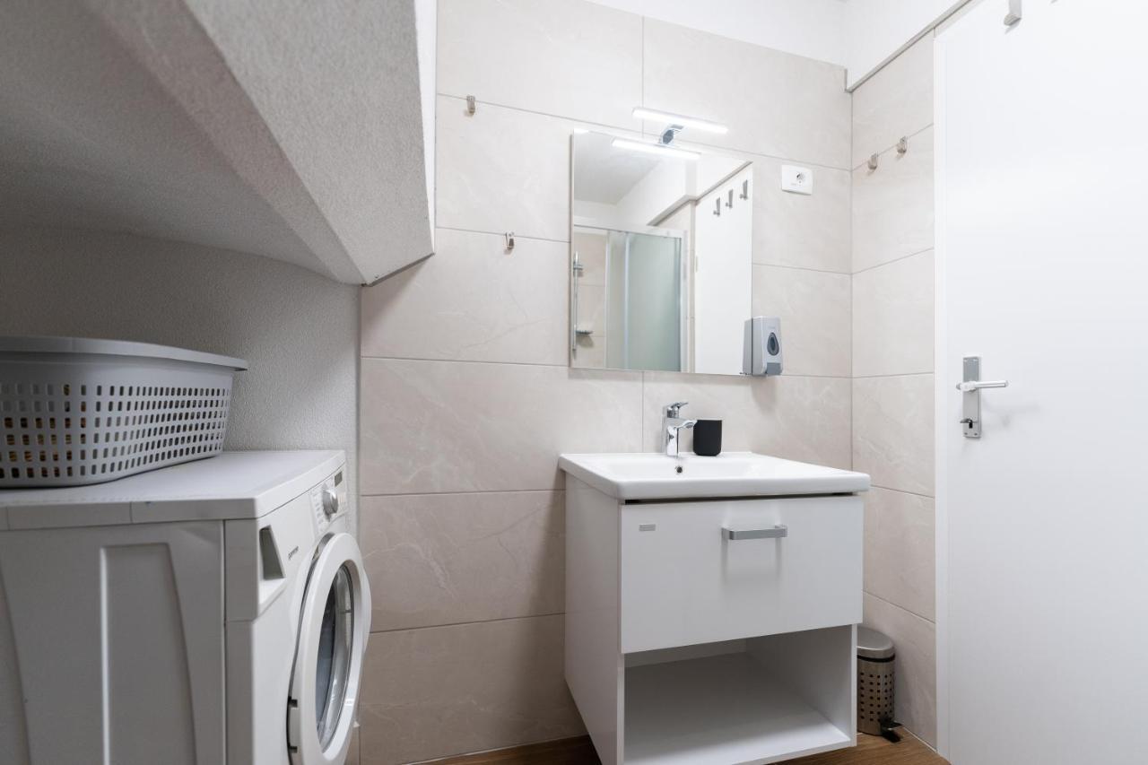 Tramontana And Maestral Apartment Izola Luaran gambar